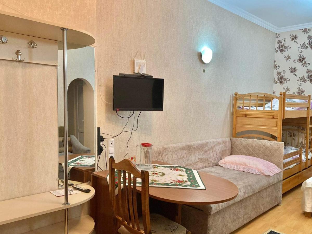 Natali'S House Apartment Borjomi ภายนอก รูปภาพ